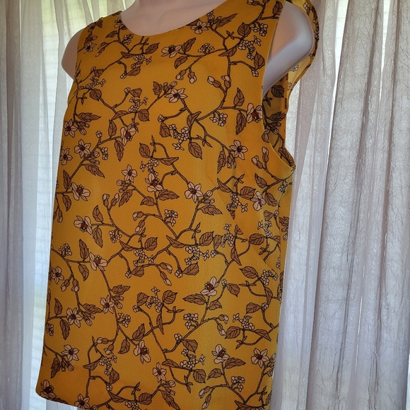 EUC size 8 blouse - Picture 2 of 10